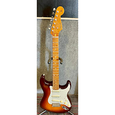 Fender Used Fender Limited Edition Pine 56 Stratocaster Closet Closet 2 Tone Chocolate Solid Body Electric Guitar