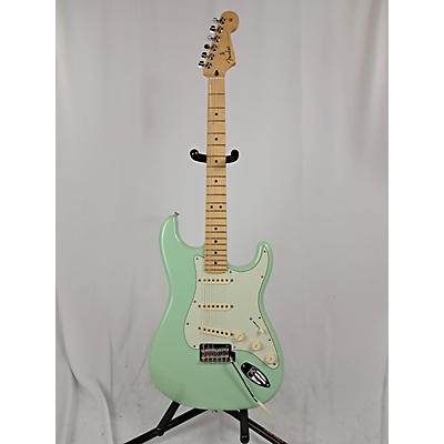 Fender Used Fender Limited Edition Player Stratocaster Sea Foam Pearl Solid Body Electric Guitar