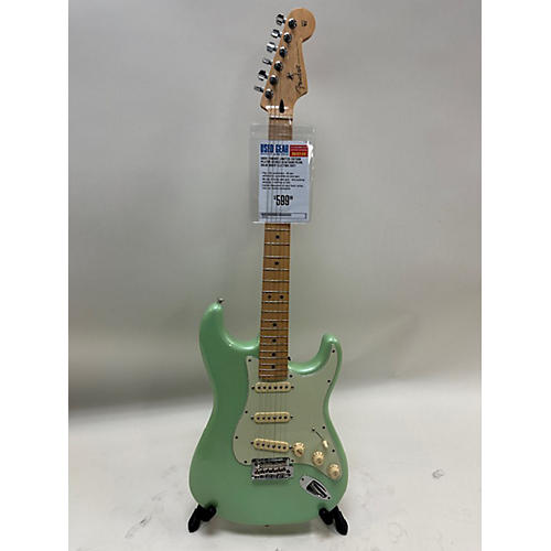 Fender Used Fender Limited Edition Player Stratocaster Seafoam Pearl Solid Body Electric Guitar Seafoam Pearl