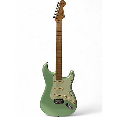 Used Fender Limited Edition Player Stratocaster Seafoam Pearl Solid Body Electric Guitar