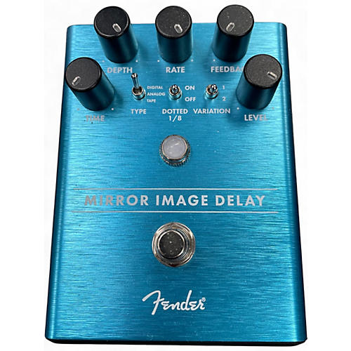 Used Fender MIRROR IMAGE DELAY Effect Pedal