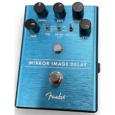 Used Fender MIRROR IMAGE DELAY Effect Pedal