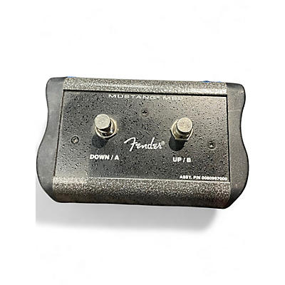 Used Fender MUSTANG MS2
