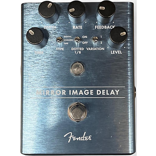 Used Fender Mirror image delay Effect Pedal