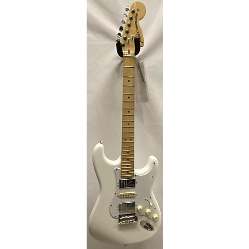 Fender Used Fender Mod Shop Stratocaster Aged White Solid Body Electric Guitar aged white