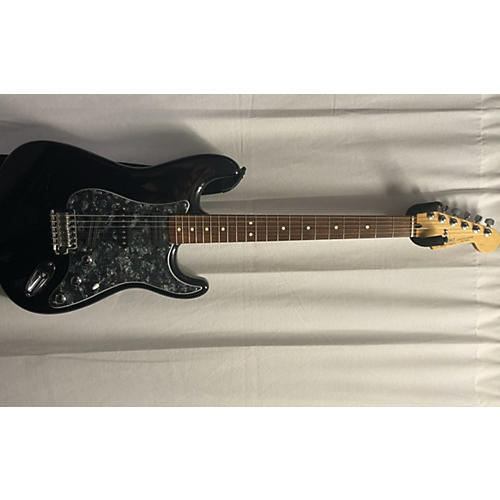 Fender Used Fender Modern Player Stratocaster Black Solid Body Electric Guitar Black