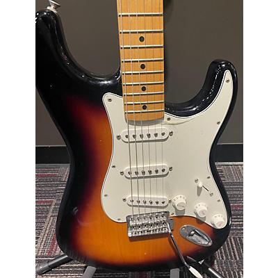 Fender Used Fender Modern Player Stratocaster Brown Sunburst Solid Body Electric Guitar