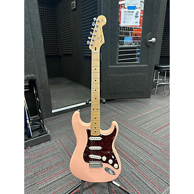 Fender Used Fender Modern Player Stratocaster Pink Solid Body Electric Guitar