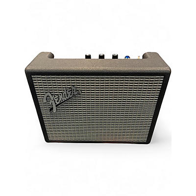 Used Fender Monterey Powered Speaker