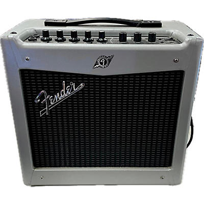 Fender Used Fender Mustang I V2 20W 1X8 Guitar Combo Amp