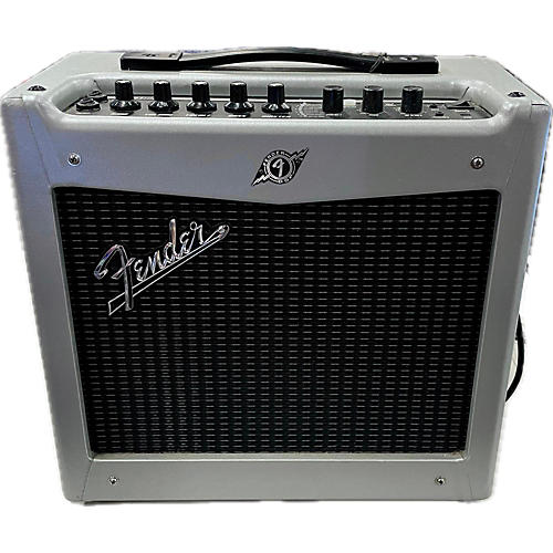 Fender Used Fender Mustang I V2 20W 1X8 Guitar Combo Amp