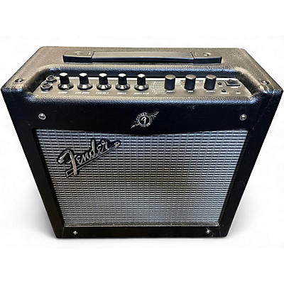 Used Fender Mustang I V2 20W 1X8 Guitar Combo Amp