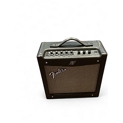 Used Fender Mustang I V2 20W 1X8 Guitar Combo Amp