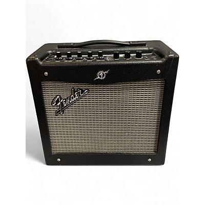 Used Fender Mustang I V2 20W 1X8 Guitar Combo Amp