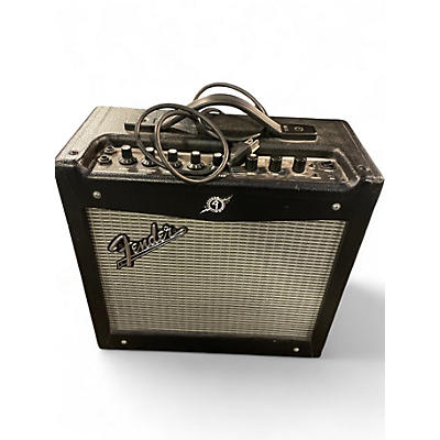 Used Fender Mustang I V2 20W 1X8 Guitar Combo Amp