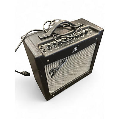 Used Fender Mustang I V2 20W 1X8 Guitar Combo Amp