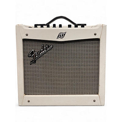 Used Fender Mustang I V2 20W 1X8 Guitar Combo Amp