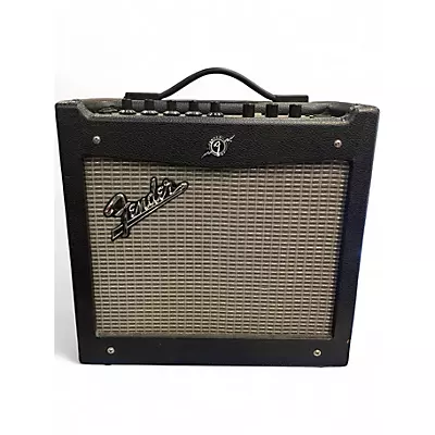 Used Fender Mustang I V2 20W 1X8 Guitar Combo Amp