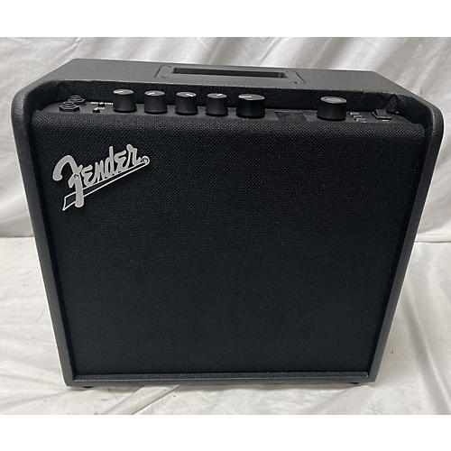 Fender Used Fender Mustang LT25 25W 1x8 Guitar Combo Amp