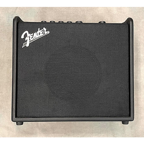 Fender Used Fender Mustang LT25 25W 1x8 Guitar Combo Amp