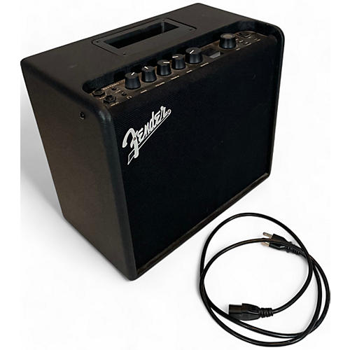 Fender Used Fender Mustang LT25 25W 1x8 Guitar Combo Amp