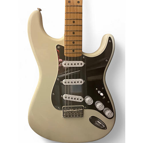 Used Fender NILE RODGERS HITMAKER STRATOCASTER Olympic White Solid Body Electric Guitar Olympic White