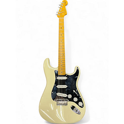 Used Fender NILE RODGERS STRATOCASTER HITMAKER Olympic White Solid Body Electric Guitar Olympic White