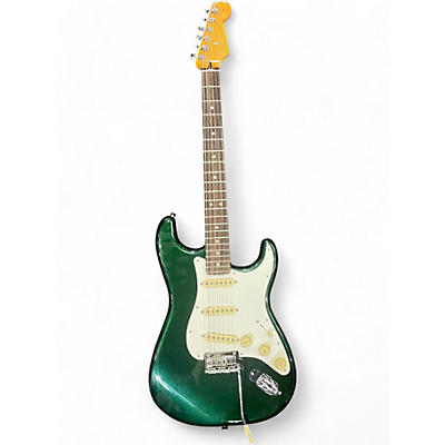 Used Fender PLAYER 2 STRATOCASTER BRITISH RACING GREEN Solid Body Electric Guitar