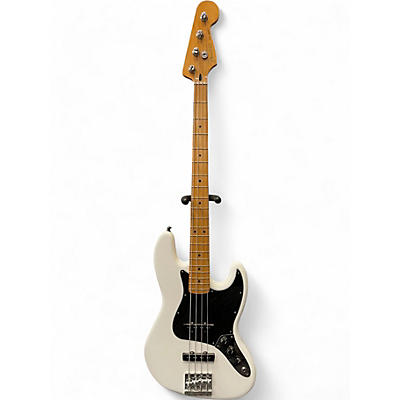 Used Fender PLAYER II JAZZ BASS Alpine White Electric Bass Guitar