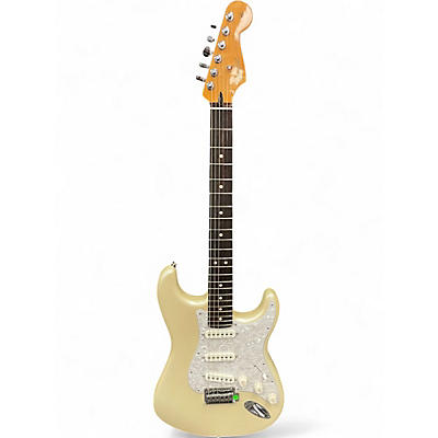 Used Fender PLAYER II MODIFIED STRATOCASTER PEARL Solid Body Electric Guitar