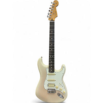 Used Fender PLAYER II STRATOCASTER White Blonde Solid Body Electric Guitar