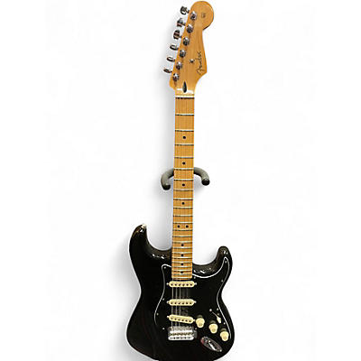 Used Fender PLAYER SERIES LIMITED EDITION STRATOCASTER Black Solid Body Electric Guitar