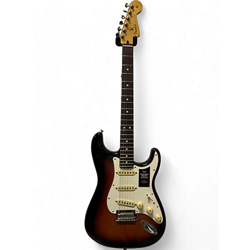 Fender Used Fender Player II Stratocaster 2 Color Sunburst Solid Body Electric Guitar 2 Color Sunburst