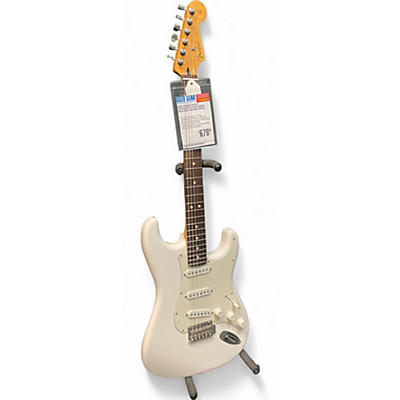 Fender Used Fender Player II Stratocaster Polar White Solid Body Electric Guitar