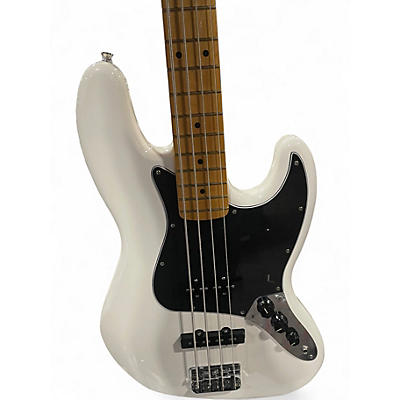 Used Fender Player Jazz Bass Alpine White Electric Bass Guitar