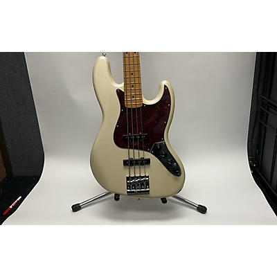 Fender Used Fender Player Plus Active Jazz Bass White Electric Bass Guitar