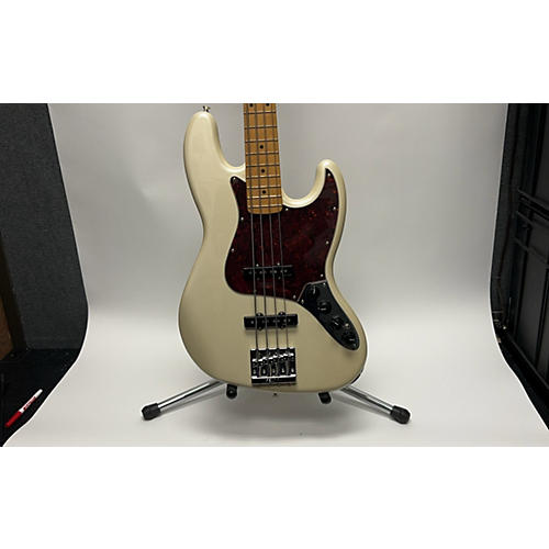 Fender Used Fender Player Plus Active Jazz Bass White Electric Bass Guitar White