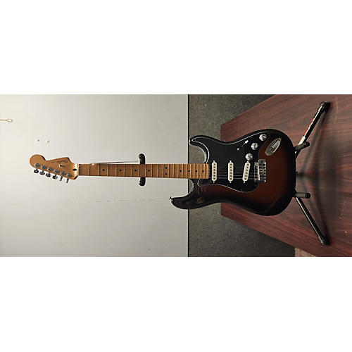 Fender Used Fender Player Plus Stratocaster 3 Tone Sunburst Solid Body Electric Guitar 3 Tone Sunburst