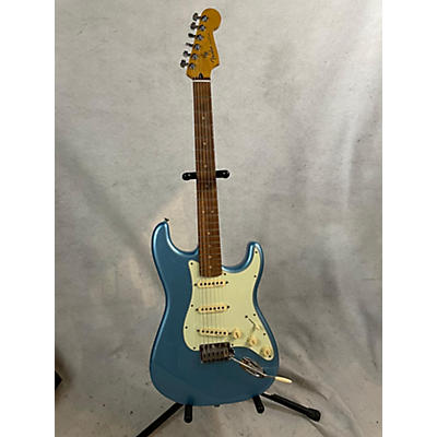 Fender Used Fender Player Plus Stratocaster Metallic Blue Solid Body Electric Guitar