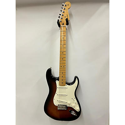 Fender Used Fender Player Stratocaster 2 Color Sunburst Solid Body Electric Guitar