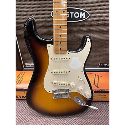 Fender Used Fender Player Stratocaster 2 Color Sunburst Solid Body Electric Guitar