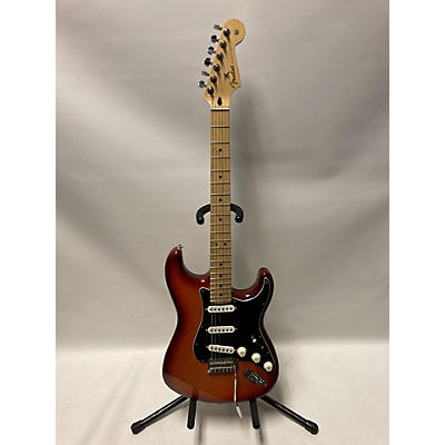 Fender Used Fender Player Stratocaster 2 Color Sunburst Solid Body Electric Guitar