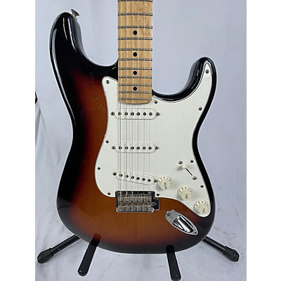 Fender Used Fender Player Stratocaster 2-Color Sunburst Solid Body Electric Guitar