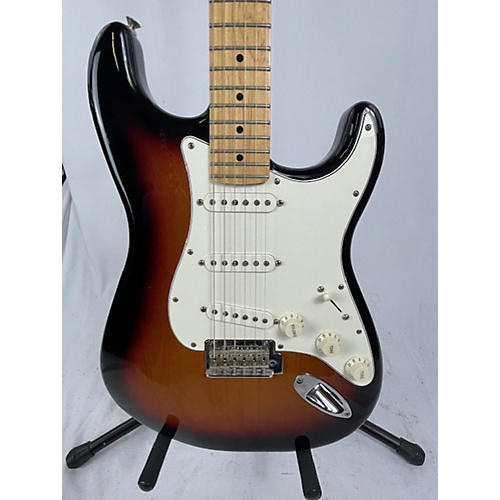 Fender Used Fender Player Stratocaster 2-Color Sunburst Solid Body Electric Guitar 2-Color Sunburst