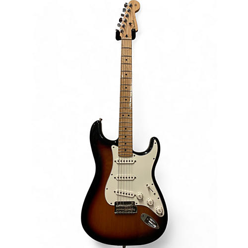 Fender Used Fender Player Stratocaster 2 Color Sunburst Solid Body Electric Guitar 2 Color Sunburst