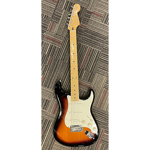 Fender Used Fender Player Stratocaster 2 Tone Sunburst Solid Body Electric Guitar 2 Tone Sunburst