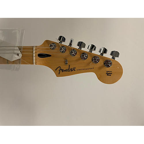 Fender Used Fender Player Stratocaster 3 Color Sunburst Solid Body Electric Guitar 3 Color Sunburst