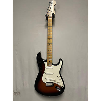 Fender Used Fender Player Stratocaster 3 Color Sunburst Solid Body Electric Guitar