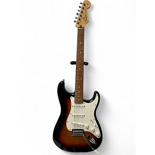 Used Fender Player Stratocaster 3 Color Sunburst Solid Body Electric Guitar 3 Color Sunburst