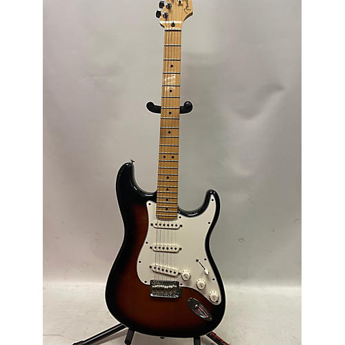 Fender Used Fender Player Stratocaster 3 Tone Sunburst Solid Body Electric Guitar 3 Tone Sunburst